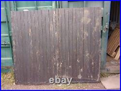 1 RECLAIMED PAIR OF WOODEN DRIVEWAY GATES 7 ft w x 5 ft 11 h