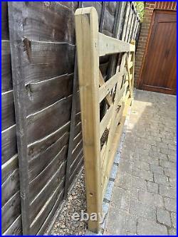 9ft Wooden Gate 5 Bar