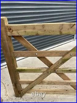 Diamond Brace Rough Sawn Wooden Field Gate 2.1 m W x 1.2 m H 5 rails CLEARANCE