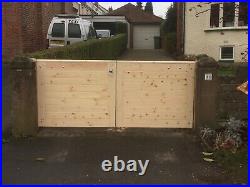 Driveway Gates Wooden Contemporary Design 8ft x 6ft Bespoke Sizes Available