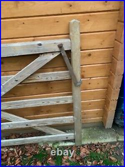 Driveway gates wooden 3.66 meters, Used but good condition