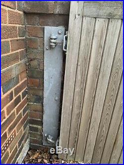 Jacksons Fine Fencing Wooden Driveway Gates With Fixtures And Drop Bolts