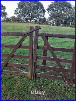 Pair/Double Solid Wooden Farm/Ranch Style Field/Entrance/Driveway Gates