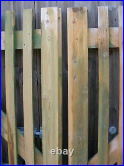 Pair Of Heavy Duty Wooden Picket Driveway / Garden Gates New Old Stock'quality