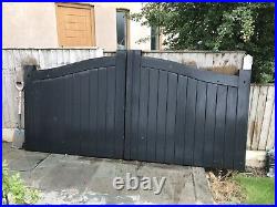 Solid Hardwood Heavy Duty driveway gates Wooden