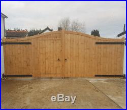 Swan Neck With Tradesman Door Wooden Driveway Gates Heavy Duty Timber