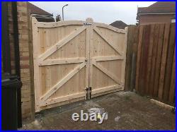 Timber Driveway Gates Wooden 8ftx6ft Swan Neck Also Bespoke Sizes Available