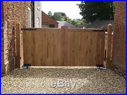 WOODEN DRIVEWAY GATE! ESTATE GATES! Made to measure! Bespoke! High quality