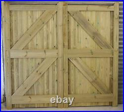 WOODEN TANALISED / TREATED PAIR OF DRIVEWAY GATE'S (delouk2)