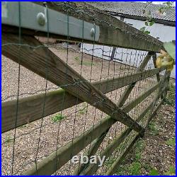 Wooden 5 Bar Gate Driveway Field 12ft By 4ft only 3 Years Old, great condition