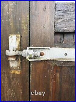 Wooden Double Gate Driveway