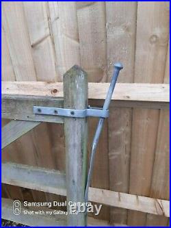 Wooden Driveway Gate, 5 Bar, Excellent Condition, Latch and Hinges, 3m x 1.2m