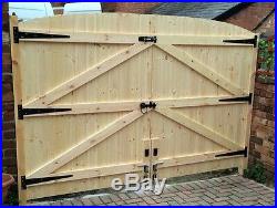 Wooden Driveway Gates! 5ft 6 High X 6ft 6 Wide Free T Hinges & Top Bolt