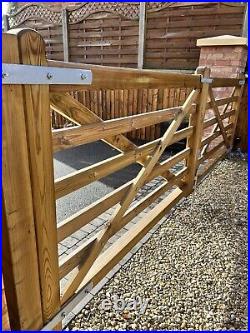 Wooden drive way gates used