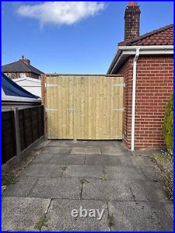 Wooden driveway Gates, Garden gate, Featheredge Gates, includes Ironmongery