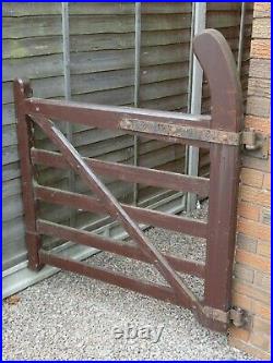 Wooden driveway / field gate (8ft wide) and side gate (4ft wide)