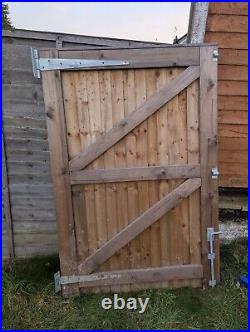 Wooden driveway garden double gates, includes Ironmongery