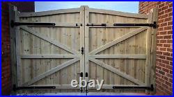 Wooden driveway gate, 2x h 190cm w 220cm heavy duty, Total W440 Cm