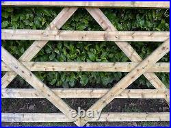 Wooden garden yard driveway gates 10 ft